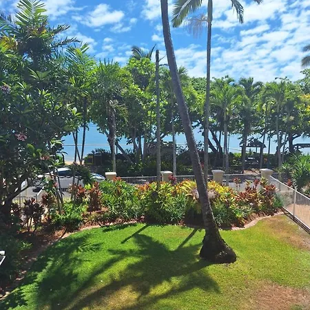 Apartment 12 On Trinity Beach Exterior photo