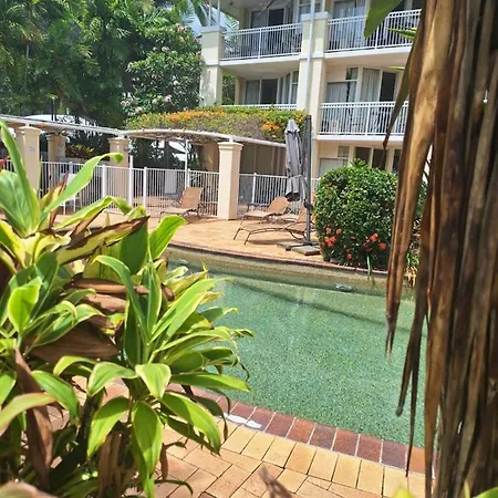 Apartment 12 On Trinity Beach Exterior photo