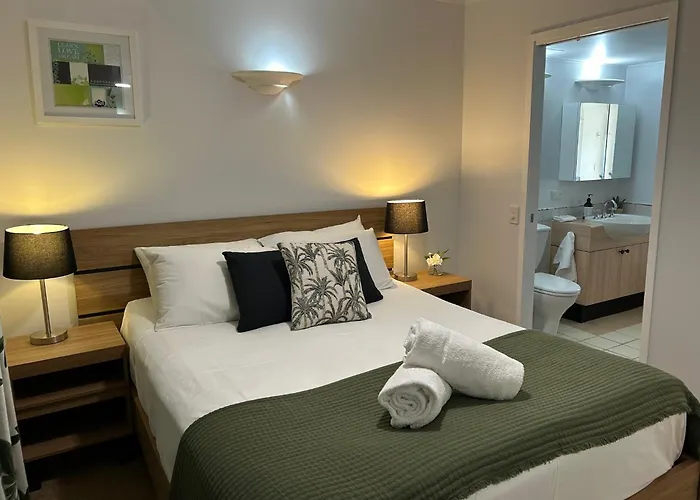 Apartment 12 On Trinity Beach